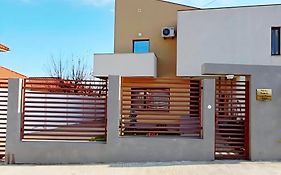 Sunny Family Vila Constanta
